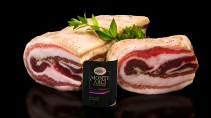 Salsiccia stagionata sarda